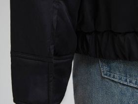 Утепленная куртка с отложным воротником