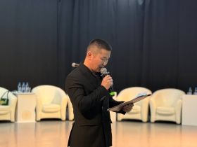 В Якутске прошла конференция, посвящённая наследию Сергея Зверева