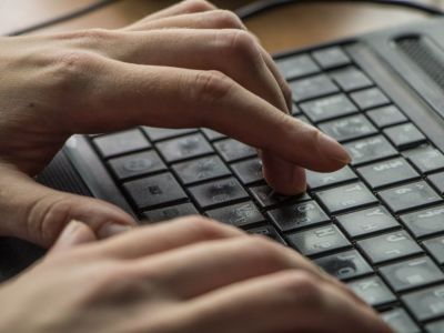 Психолог рассказала, как родителям уберечь ребенка от привлечения к экстремизму