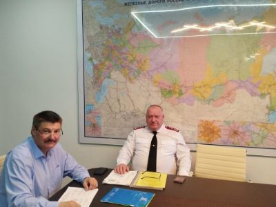Руководитель «Железных дорог Якутии» встретился с главным санитарным врачом ДВЖД