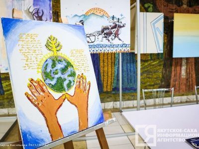 Очищающие воздух картины передадут в медицинские учреждения Якутии