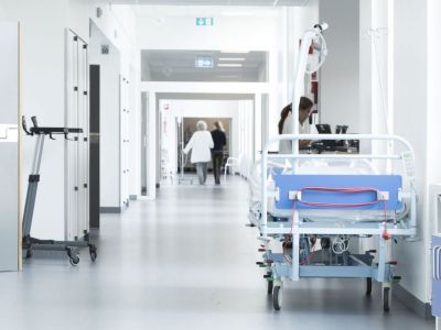 Пострадавшие в результате перестрелки в Айхале продолжат лечение в Новосибирске