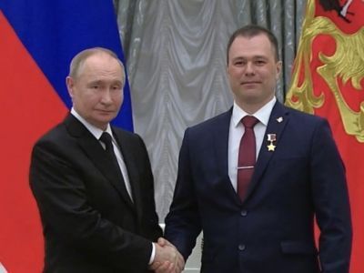 Президент России наградил космонавта, учившегося в удачнинской школе