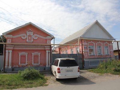 Дом жилой и кладовая