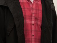 Плащ из водонепроницаемой ткани