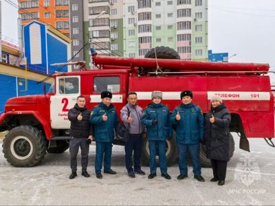 МЧС Якутии передало спецтехнику пожарным-добровольцам