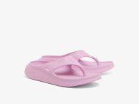 Женские пантолеты Lacoste MEDUZ FLIP-FLOP 1261 CFA