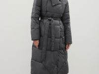 Стеганое утепленное пальто с поясом