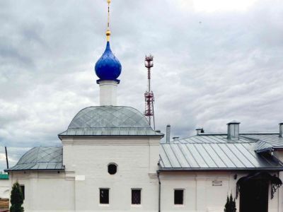 Церковь Казанская с больничными палатами