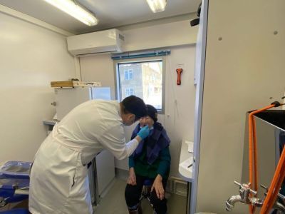 Более 900 человек осмотрели мобильные бригады врачей Томпонской ЦРБ