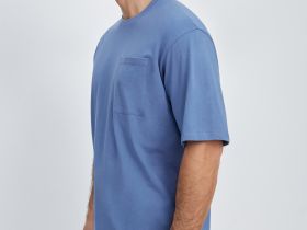 Футболка из хлопка с нагрудным карманом