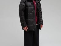 Пуховое полупальто с воротником-стойкой