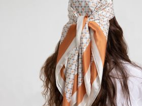 Платок шейный Dotty I