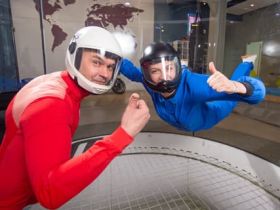 Полет в аэротрубе для двоих