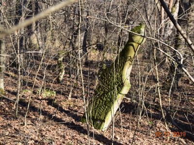 Стела надмогильная