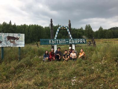 Кости мамонта, писаницы и сельский туризм. Полевая школа РГО побывала в Хангаласском улусе