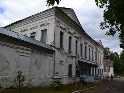 Усадьба Холодилова (тюремный замок)