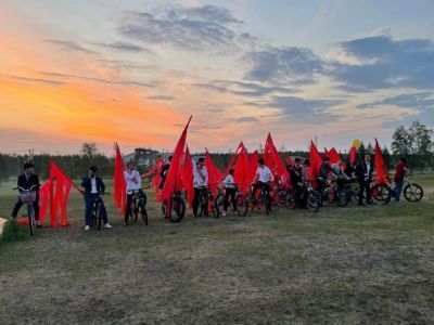 Праздник выпускников в Нюрбе собрал более 150 детей и родителей