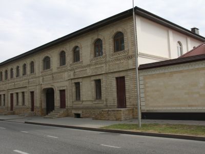 Дом, в котором в период Стодневных боев против бичераховских банд размещался штаб Правого (Особого) фронта