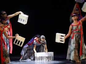 Театр Олонхо открыл 18-й сезон спектаклем «Орфей и Эвридика»