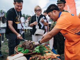 Фоторепортаж с фестиваля-конкурса «Полевая кухня» в Якутске
