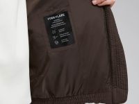 Стеганый жилет с капюшоном