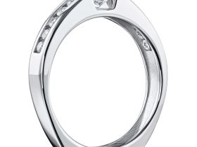 Кольцо из белого золота с бриллиантами э0901кц10101500