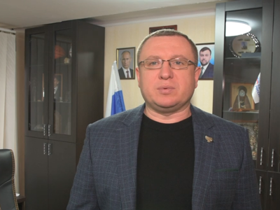 Глава администрации города Кировское поздравил жителей Якутии с Новым годом