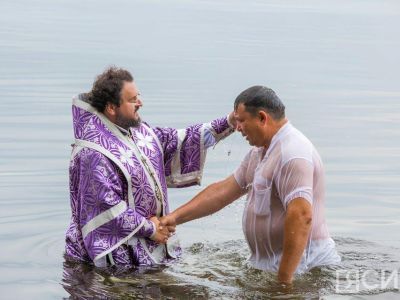 В Якутске в акватории реки Лены проведут обряд крещения 28 июля