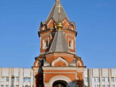 Часовня Успенского собора в память 17 октября 1888 г. во имя  святых Александра Невского, Марии Магдалины, Николая Чудотворца, великомученика Георгия, Михаила Архангела, преподобной Ксении и княгини Ольги