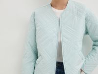 Куртка с v-образным вырезом на молнии