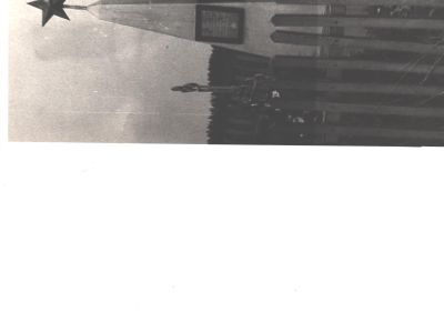 Братская могила воинов Советской Армии, погибших в 1941-1943 гг. в боях с немецко-фашистскими захватчиками. Установлен обелиск