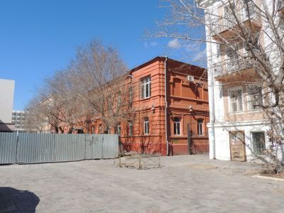 Келии братские Спасо-Преображенского мужского монастыря (Епархиальная библиотека) и садик духовной семинарии, кон.60-х – нач.70-х гг. 19 в., нач.20в.