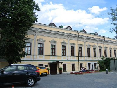 Главный дом, до 1785 г. (?), 1837 г., 1859-1860 гг., 1880 г., архитектор К.Ф. Буссе