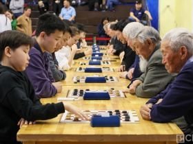 На турнире участника ВОВ по шашкам и шахматам в Якутске впервые за 10 лет победили ветераны