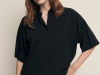 Блузка свободного кроя с коротким рукавом