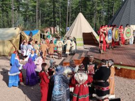 Коренные малочисленные народы открыли свое тюсюлгэ на Ысыахе Олонхо