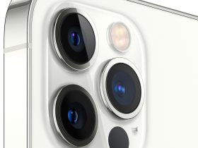 Смартфон Apple