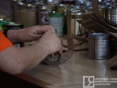 В Якутии собрали более 2700 блиндажных свечей