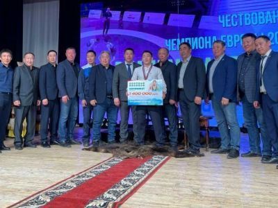 Чемпиона Европы якутянина Владимира Егорова чествовали в родной Амге