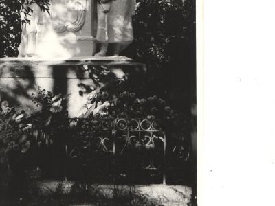 Братская могила на Сергиевском кладбище