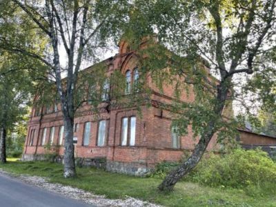 Здание школы