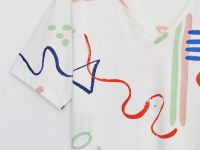 Футболка с абстрактным принтом