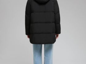 Удлиненный пуховик с натуральным пухом