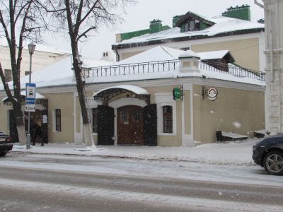 Здание первого десятилетия 19 века, построено по плану конца 18 века, при доме была гостиница и постоялый двор