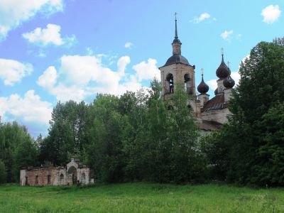 Ансамбль Георгиевской и Введенской церквей