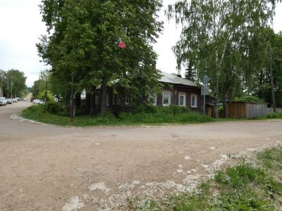 Дом, в котором жил исследователь флоры Урала П.В. Сюзев