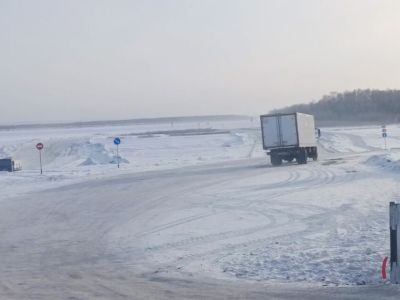 В Якутии увеличили грузоподъёмность ледового автозимника Якутск — Нижний Бестях