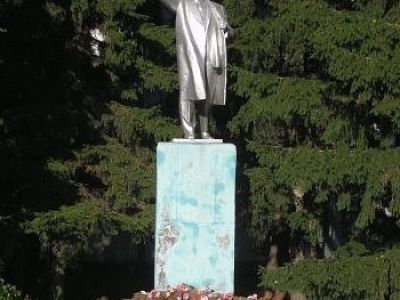 Памятник В.И. Ленину