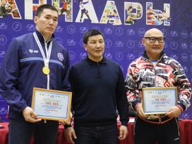 По сто тысяч рублей вручили чемпионам России по мас-рестлингу